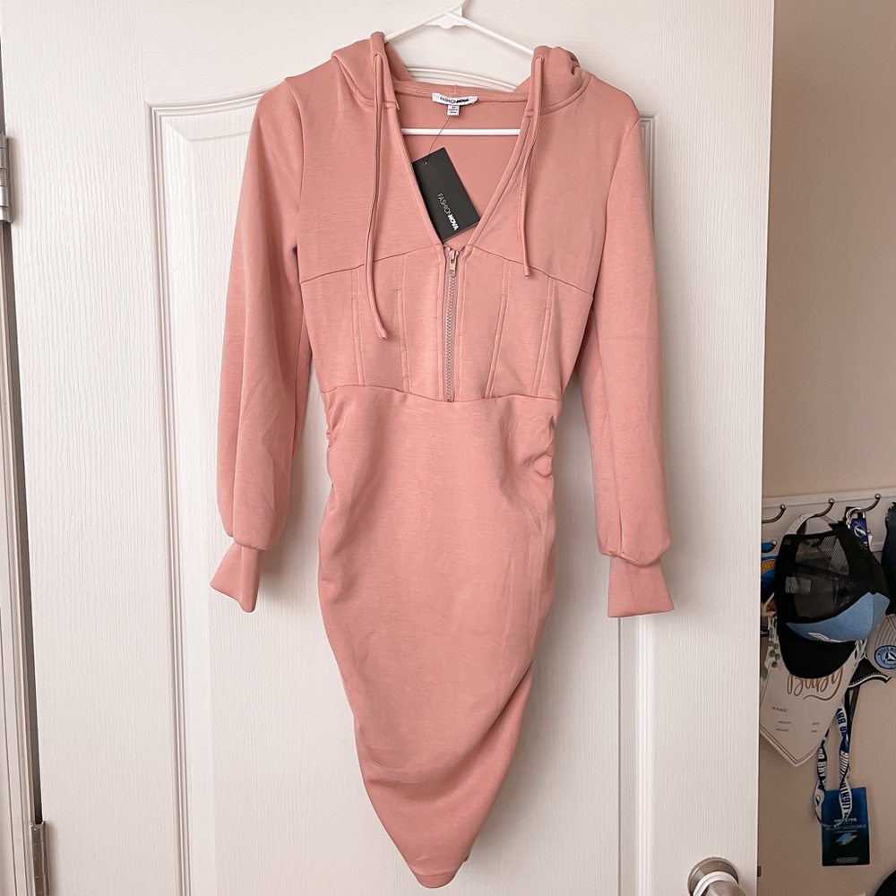 FASHION NOVA brand-new women’s scrunched mini dress size XS
